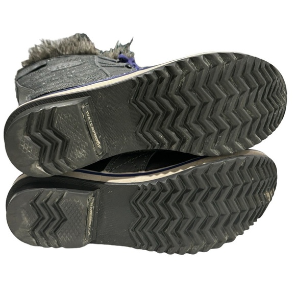 Sorel Tofino II women’s Winter Faux Fur Trim Quilted gray Black Boots size 8.5 - Picture 5 of 12